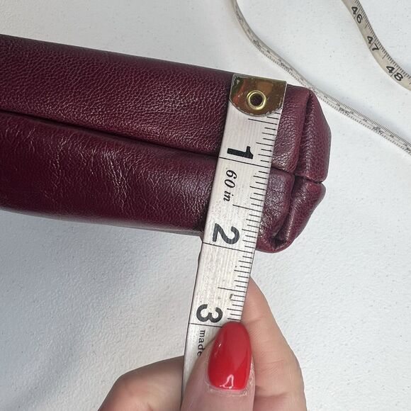 Sakowitz Saks Clutch Cranberry Marlot Burgundy Italian Leather Handbag Italy - Picture 16 of 16